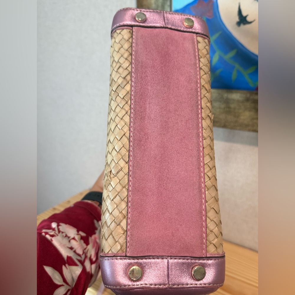Vintage Coach #4419 straw tote bag with metallic pink leather and suede trim.🎀✨ - Picture 7 of 9